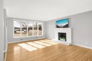 647 Mill St, Excelsior, MN 55331 - Photo 5