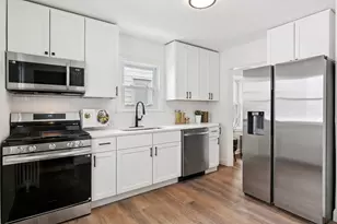 1497 Margaret St, Saint Paul, MN 55106 - Photo 7