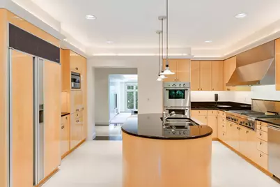 435 Washington Avenue W, Hutchinson, MN 55350 - Photo 15