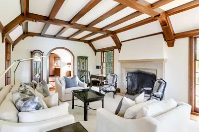 435 Washington Avenue W, Hutchinson, MN 55350 - Photo 9