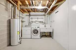 2115 Marquis Rd, Golden Valley, MN 55427 - Photo 33