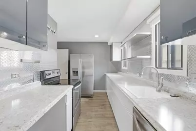 2115 Marquis Road, Golden Valley, MN 55427 - Photo 11