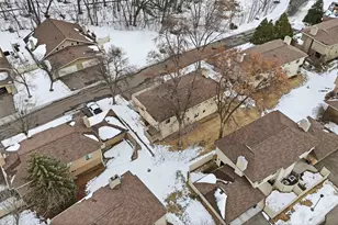 2115 Marquis Rd, Golden Valley, MN 55427 - Photo 45