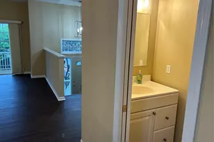 454 Willoughby Way W, Hopkins, MN 55305 - Photo 7