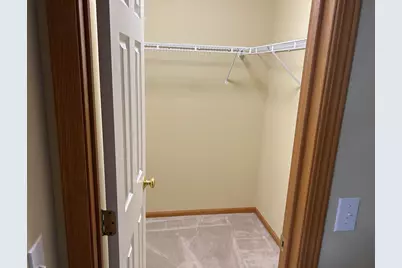 454 Willoughby Way W, Hopkins, MN 55305 - Photo 11