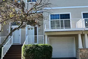 454 Willoughby Way W, Hopkins, MN 55305 - Photo 1