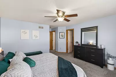 8530 Grove Circle, Shakopee, MN 55379 - Photo 7