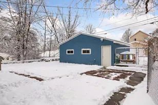 1084 3rd St E, Saint Paul, MN 55106 - Photo 37