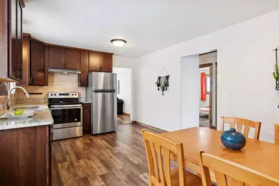 1084 3rd Street E, Saint Paul, MN 55106 - Photo 11