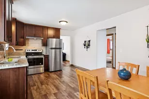 1084 3rd St E, Saint Paul, MN 55106 - Photo 11