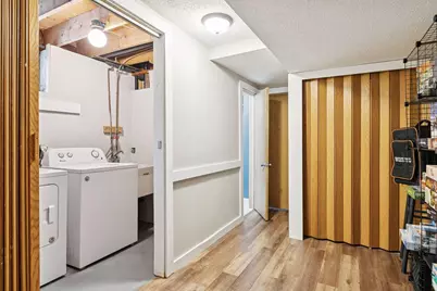 1084 3rd Street E, Saint Paul, MN 55106 - Photo 31