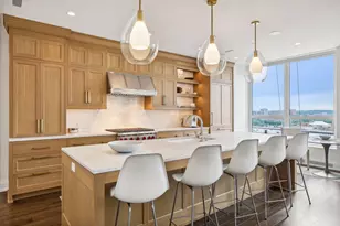 1111 W River Pkwy, Minneapolis, MN 55415 - Photo 3