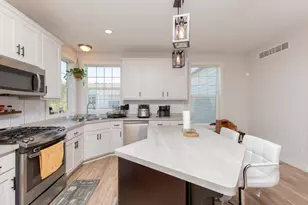 9513 Scott Ln N, Brooklyn Park, MN 55443 - Photo 11