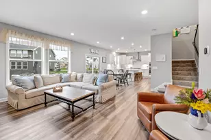 6439 Alvina Ct, Inver Grove Heights, MN 55077 - Photo 13