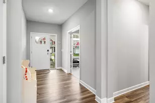 6439 Alvina Ct, Inver Grove Heights, MN 55077 - Photo 9