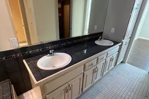 2005 Great Oaks Dr, Burnsville, MN 55337 - Photo 17