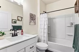 4648 Benjamin Pl, Woodbury, MN 55129 - Photo 29