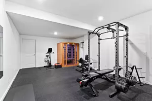 4648 Benjamin Pl, Woodbury, MN 55129 - Photo 41