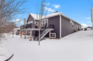 4648 Benjamin Pl, Woodbury, MN 55129 - Photo 47