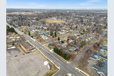 1673 Craig Place, Saint Paul, MN 55119 - Photo 23