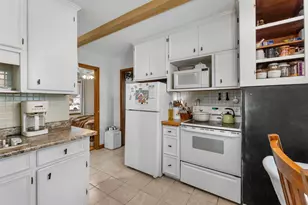 1673 Craig Pl, Saint Paul, MN 55119 - Photo 5