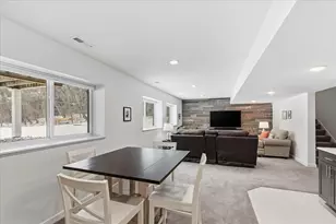 3721 Strawberry Ln, Chanhassen, MN 55331 - Photo 43