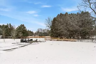 3721 Strawberry Ln, Chanhassen, MN 55331 - Photo 3