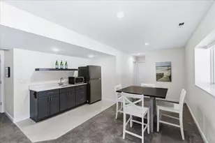 3721 Strawberry Ln, Chanhassen, MN 55331 - Photo 41