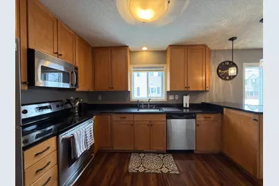 6572 Regency Lane, Eden Prairie, MN 55344 - Photo 13