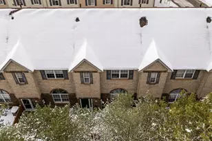 6572 Regency Ln, Eden Prairie, MN 55344 - Photo 9