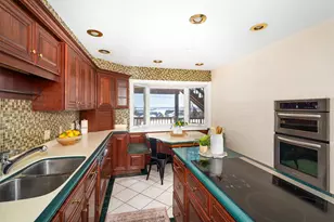 814 W 5th St, Duluth, MN 55806 - Photo 15