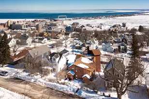 814 W 5th St, Duluth, MN 55806 - Photo 87