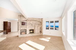 814 W 5th St, Duluth, MN 55806 - Photo 31