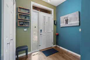 222 Ridgewood Ave, Minneapolis, MN 55403 - Photo 11