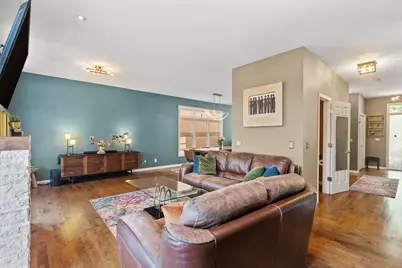 222 Ridgewood Avenue, Minneapolis, MN 55403 - Photo 25