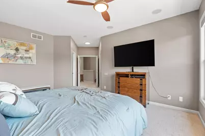 222 Ridgewood Avenue, Minneapolis, MN 55403 - Photo 39