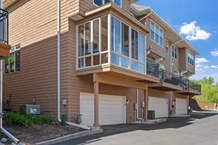 222 Ridgewood Ave, Minneapolis, MN 55403 - Photo 9