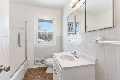 10406 Harriet Avenue S, Bloomington, MN 55420 - Photo 17