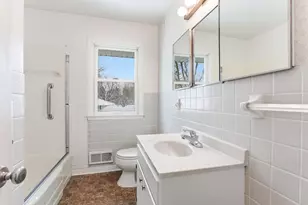 10406 Harriet Ave S, Bloomington, MN 55420 - Photo 17