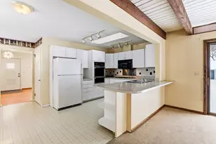 10406 Harriet Ave S, Bloomington, MN 55420 - Photo 7