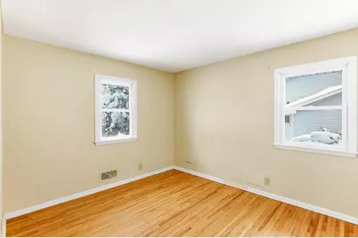 10406 Harriet Avenue S, Bloomington, MN 55420 - Photo 15