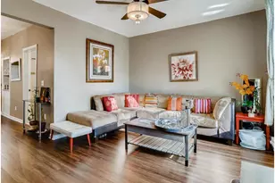 955 Bradley St, Saint Paul, MN 55130 - Photo 3