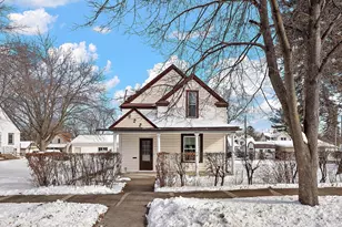 622 11th Ave N, South Saint Paul, MN 55075 - Photo 1