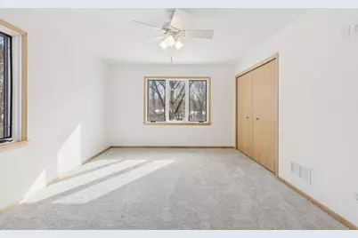 972 Lydia Drive W, Roseville, MN 55113 - Photo 35