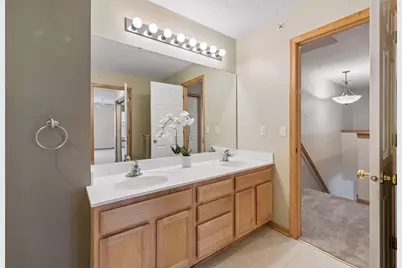 892 Braunworth Court, Chaska, MN 55318 - Photo 25