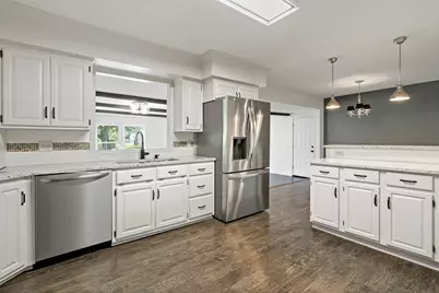 853 Minnesota Street S, Shakopee, MN 55379 - Photo 5