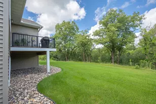 637 Maple Ct, New Richmond, WI 54017 - Photo 43