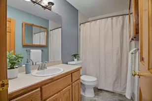 1136 County Rd C2 W, Roseville, MN 55113 - Photo 13