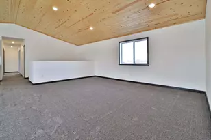 402 Norway Ct, Staples, MN 56479 - Photo 15