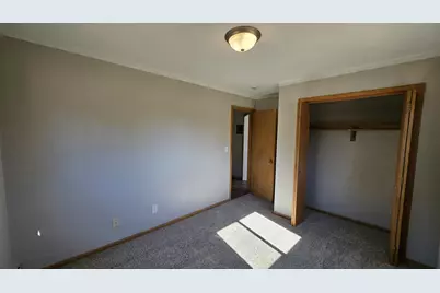 1820 Bromley Street, South Saint Paul, MN 55075 - Photo 7